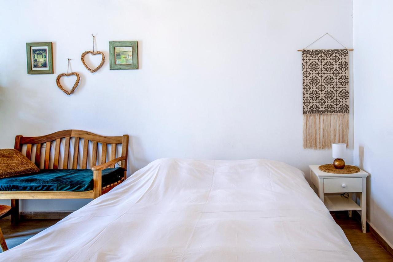 רז אירוח ברמה Villa Qaşrīn Екстериор снимка